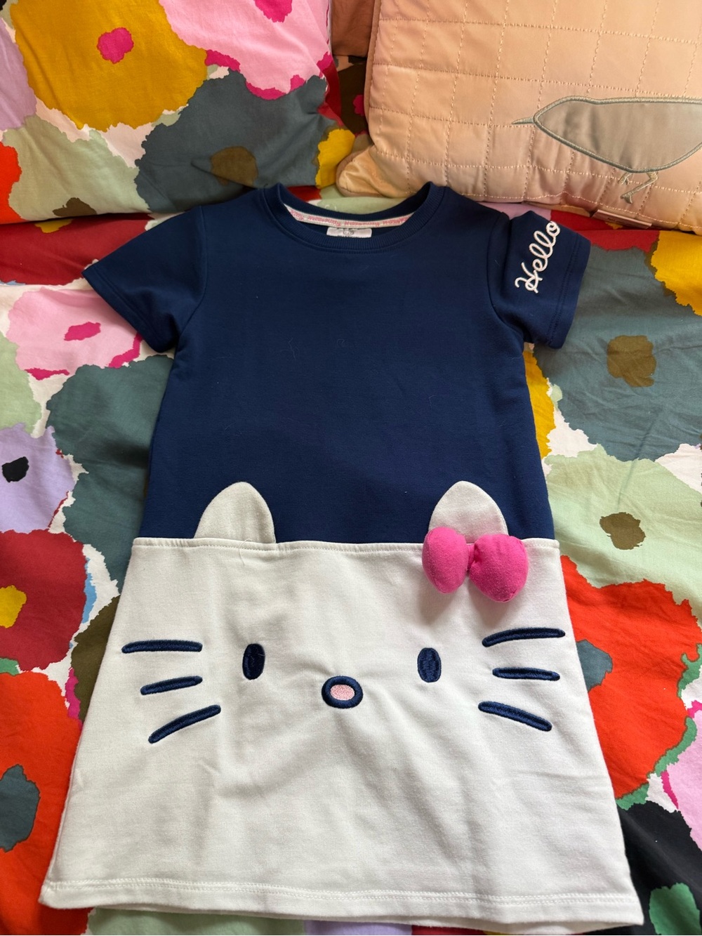 Navy & White Hello Kitty Appliqué Dress with Pink Bow, Never worn! 5